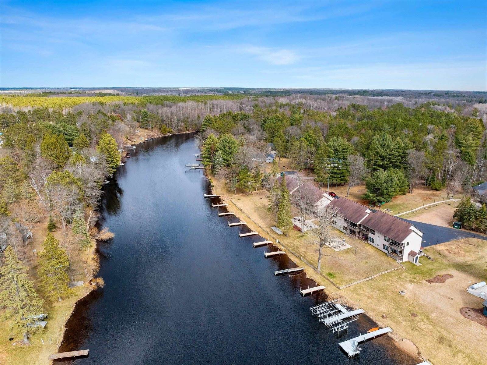 N10911 Peshtigo River Lane, #14, Crivitz, WI 54114