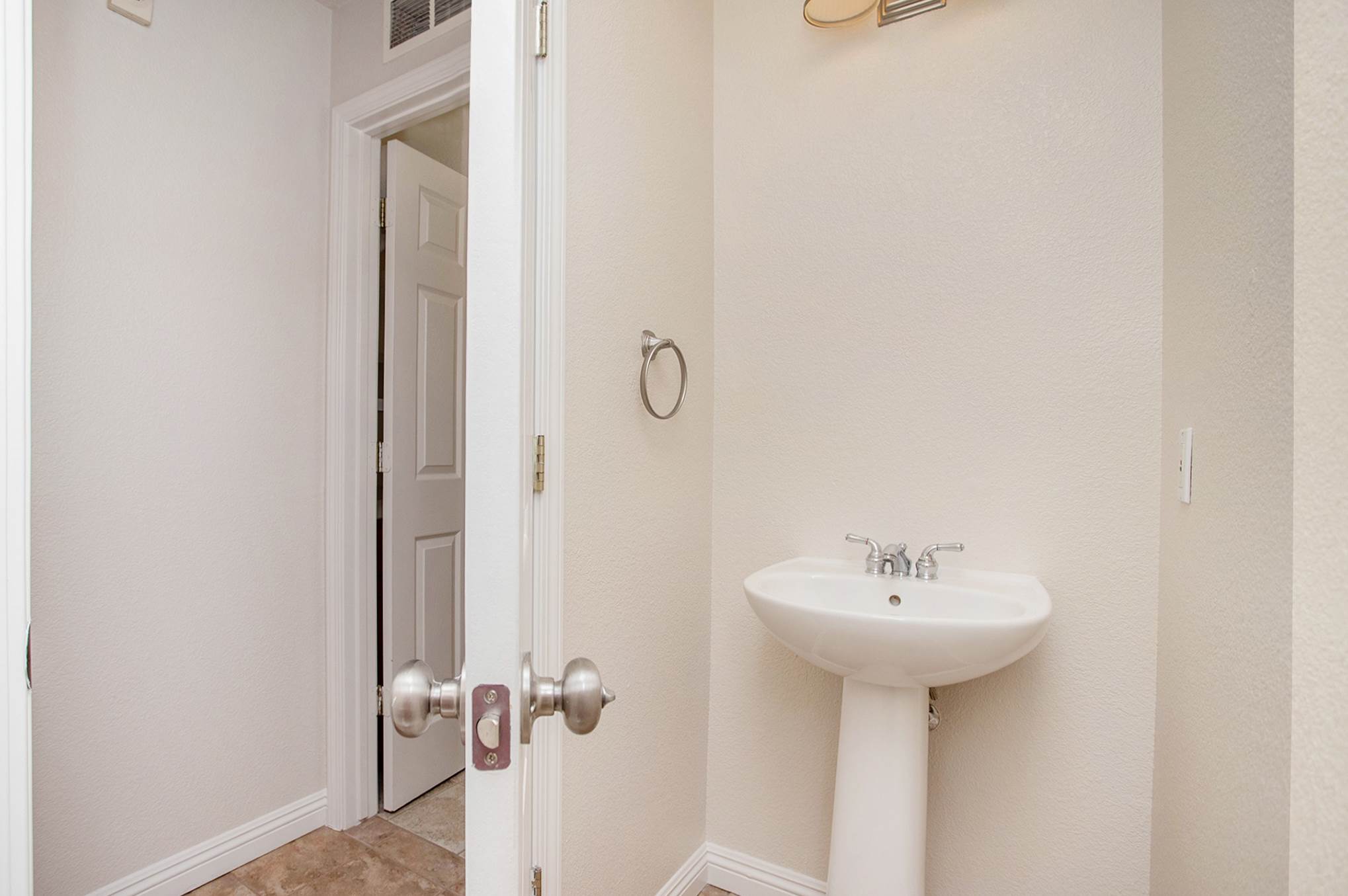 992 Country Glen Ln, Brentwood, CA 94513