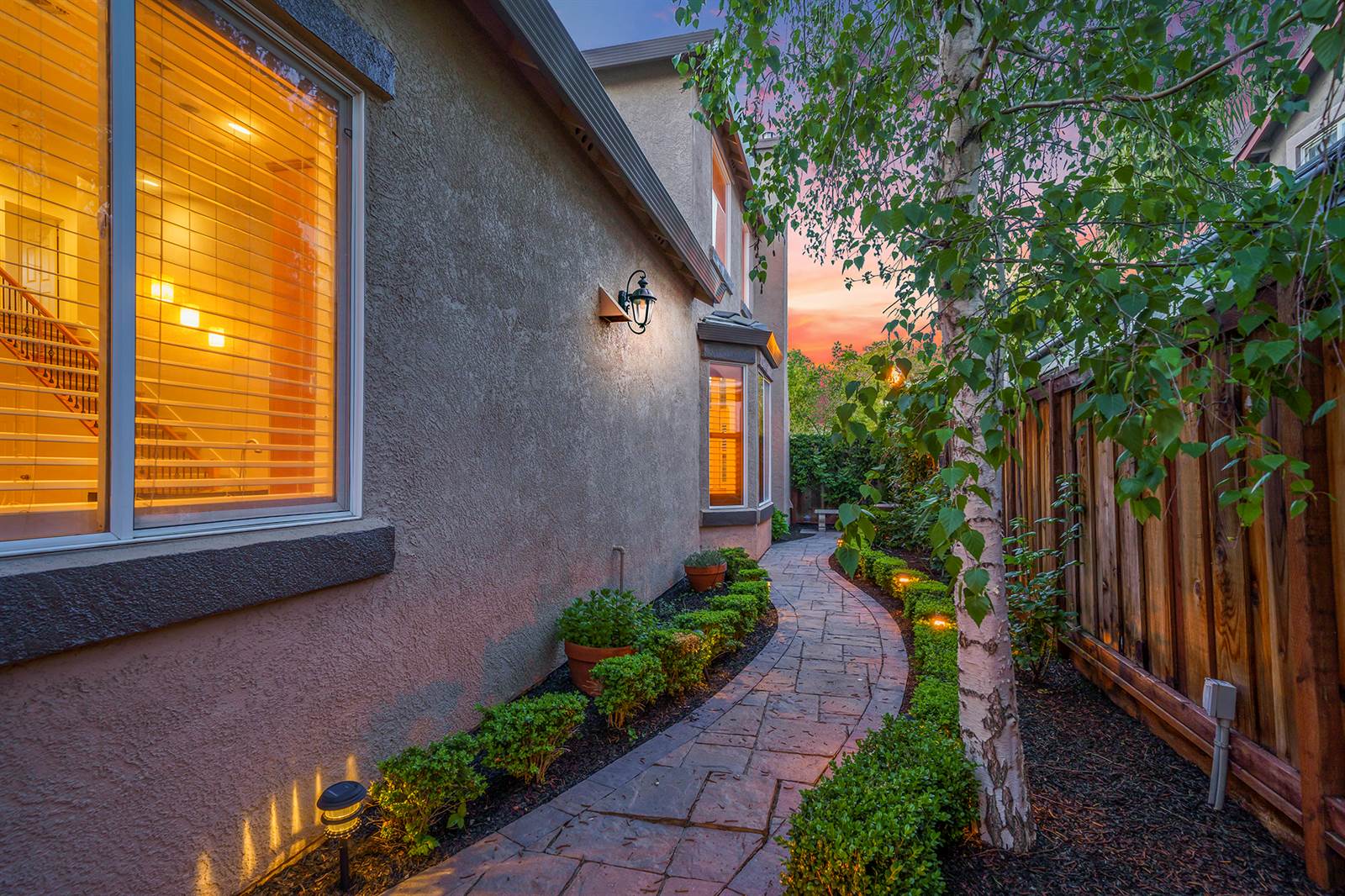 992 Country Glen Ln, Brentwood, CA 94513