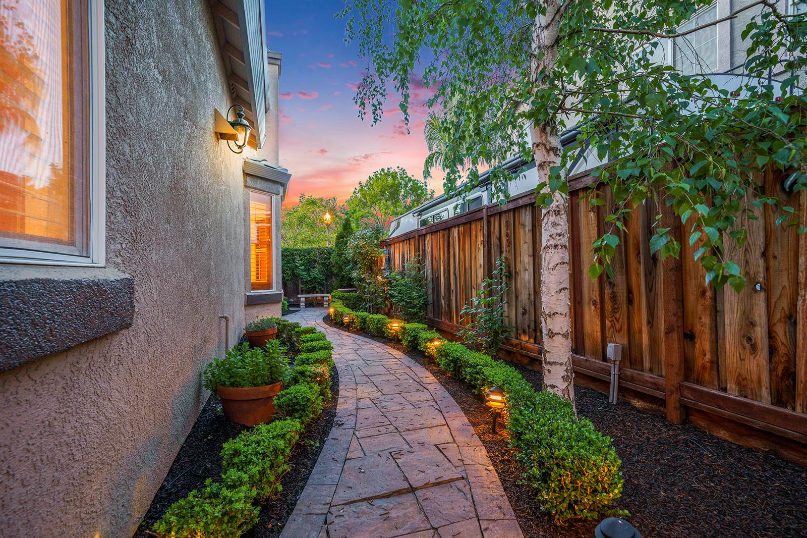 992 Country Glen Ln, Brentwood, CA 94513