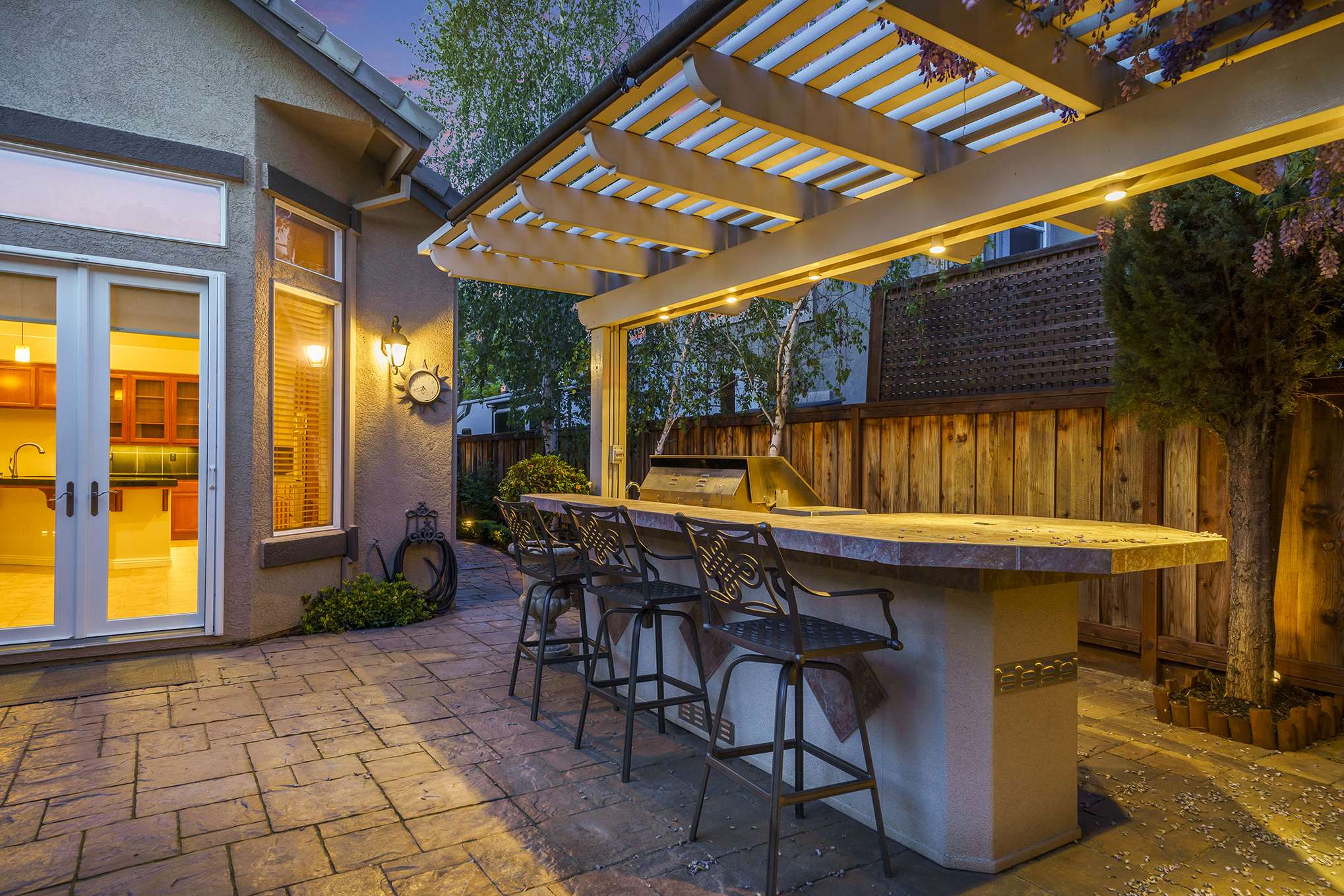 992 Country Glen Ln, Brentwood, CA 94513