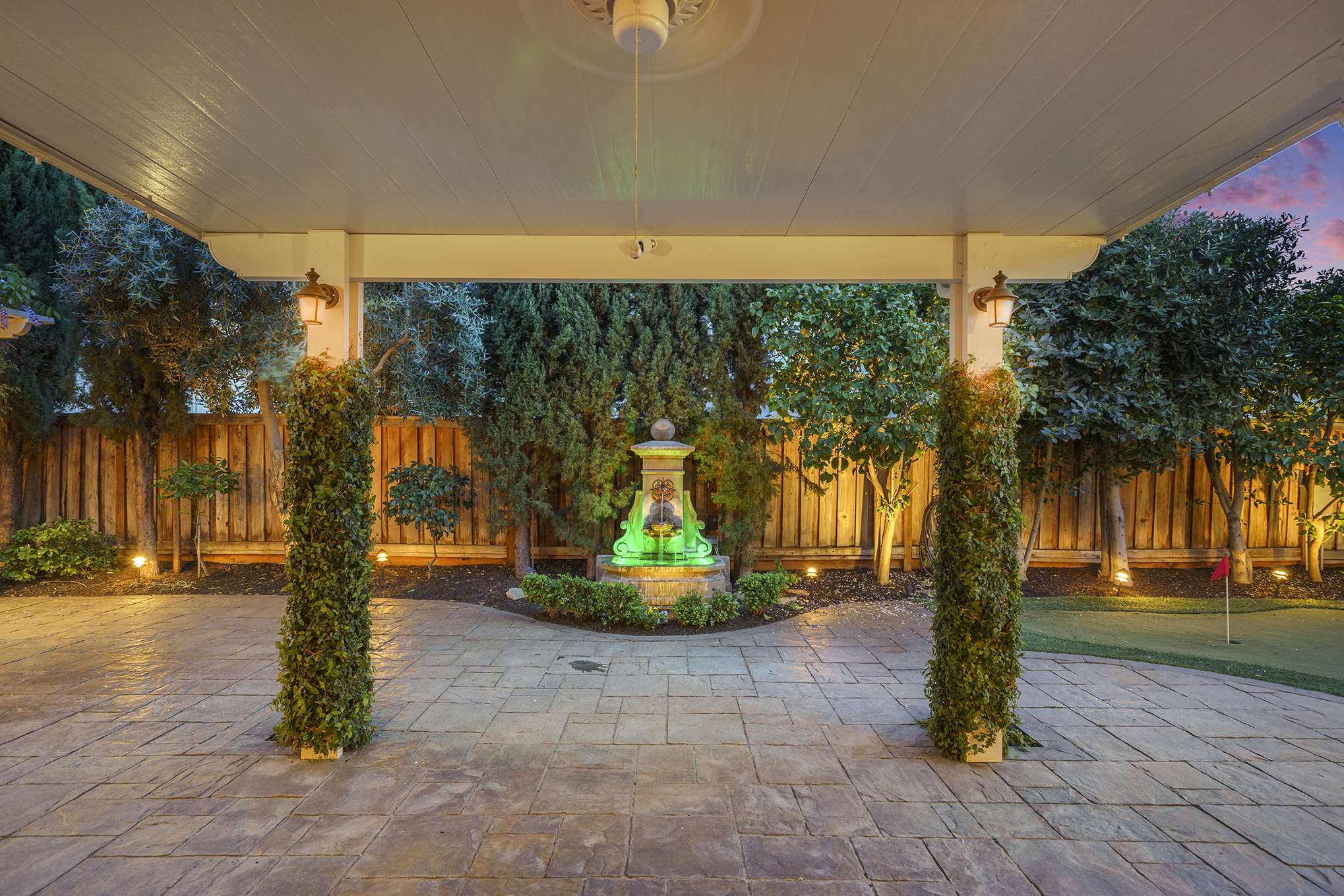 992 Country Glen Ln, Brentwood, CA 94513