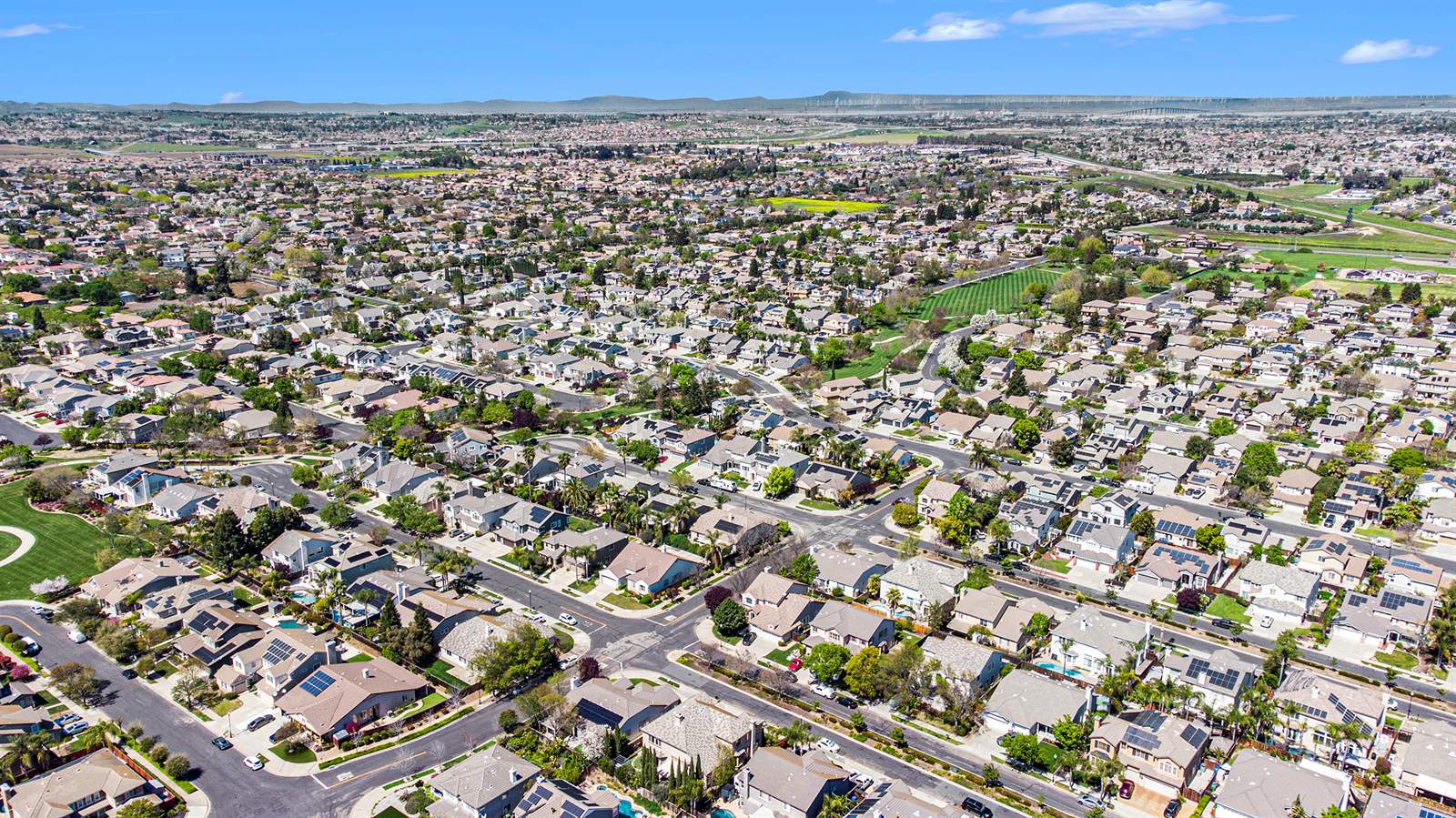 992 Country Glen Ln, Brentwood, CA 94513