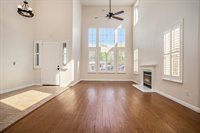 992 Country Glen Ln, Brentwood, CA 94513