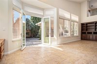 992 Country Glen Ln, Brentwood, CA 94513