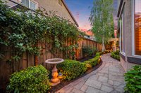 992 Country Glen Ln, Brentwood, CA 94513