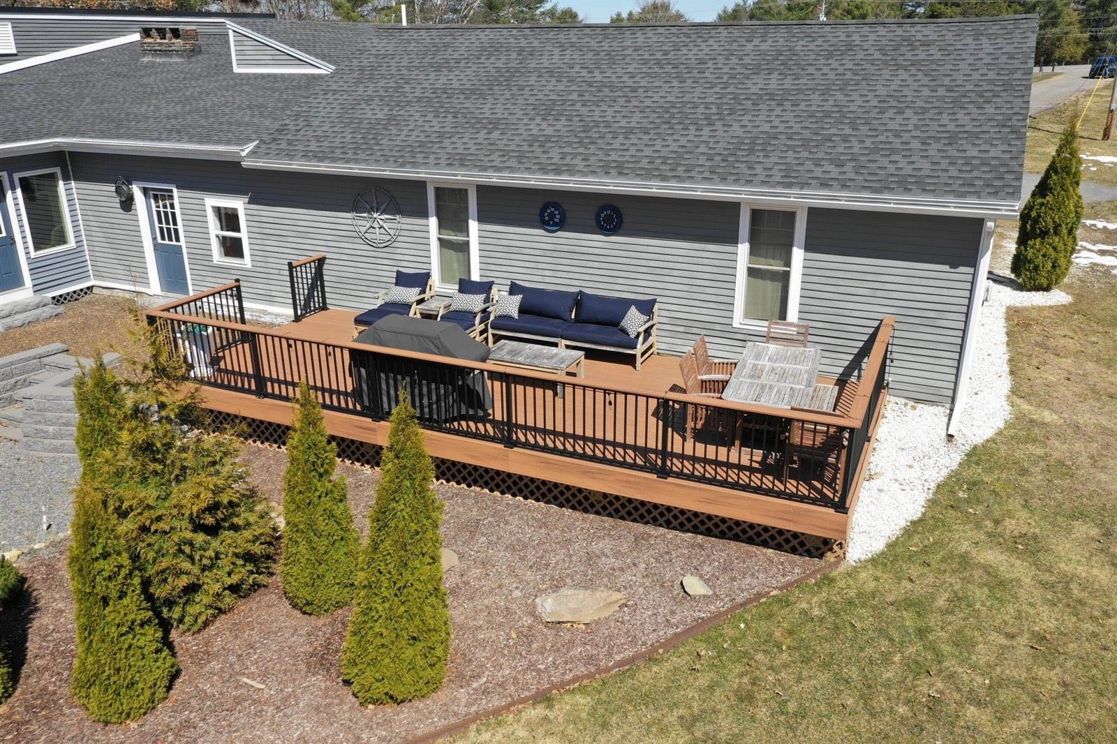 535 Western Avenue, Hampden, ME 04444