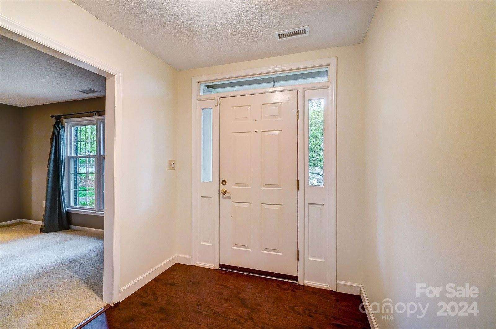 8633 Ducksbill Drive, Charlotte, NC 28277