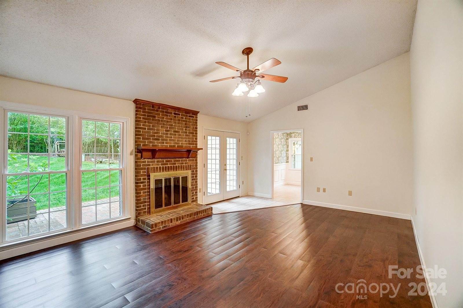 8633 Ducksbill Drive, Charlotte, NC 28277