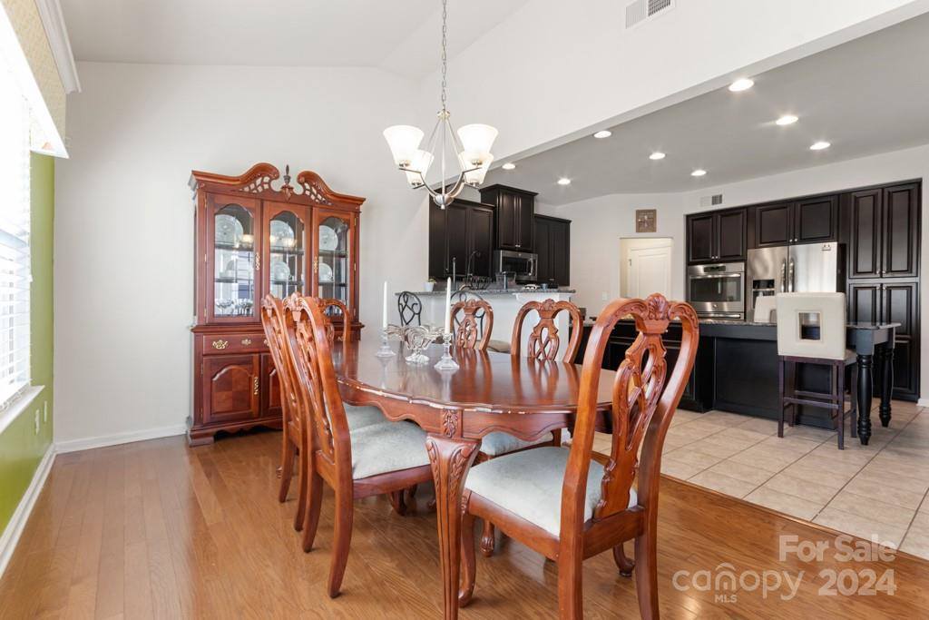 3510 Ettrick Place, Charlotte, NC 28278