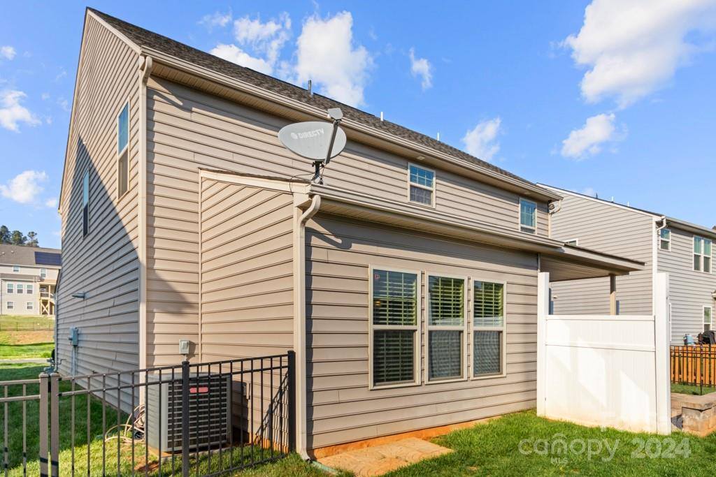 3510 Ettrick Place, Charlotte, NC 28278