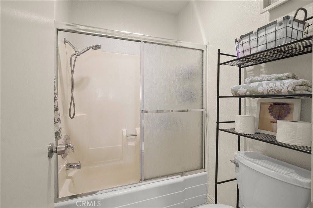 17900 Sherman Way, Reseda, CA 91335