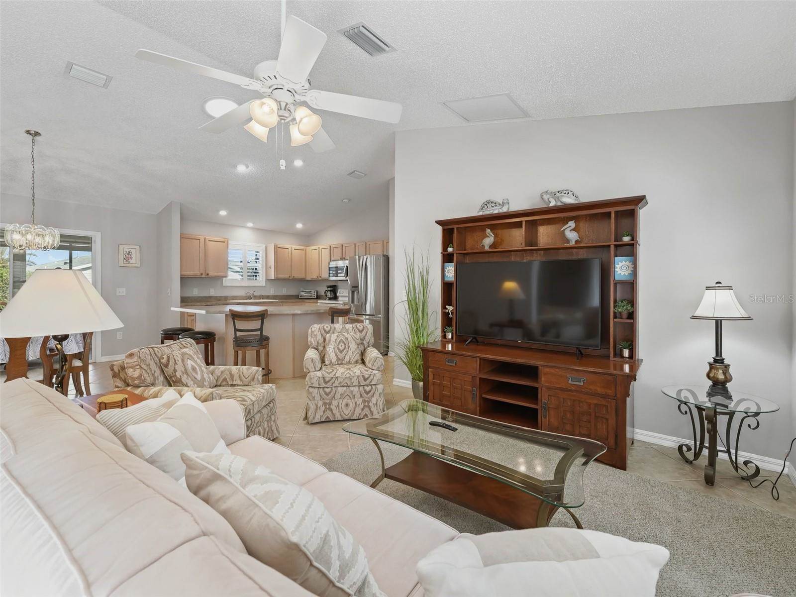 8127 SE 175th Columbia Place, The Villages, FL 32162