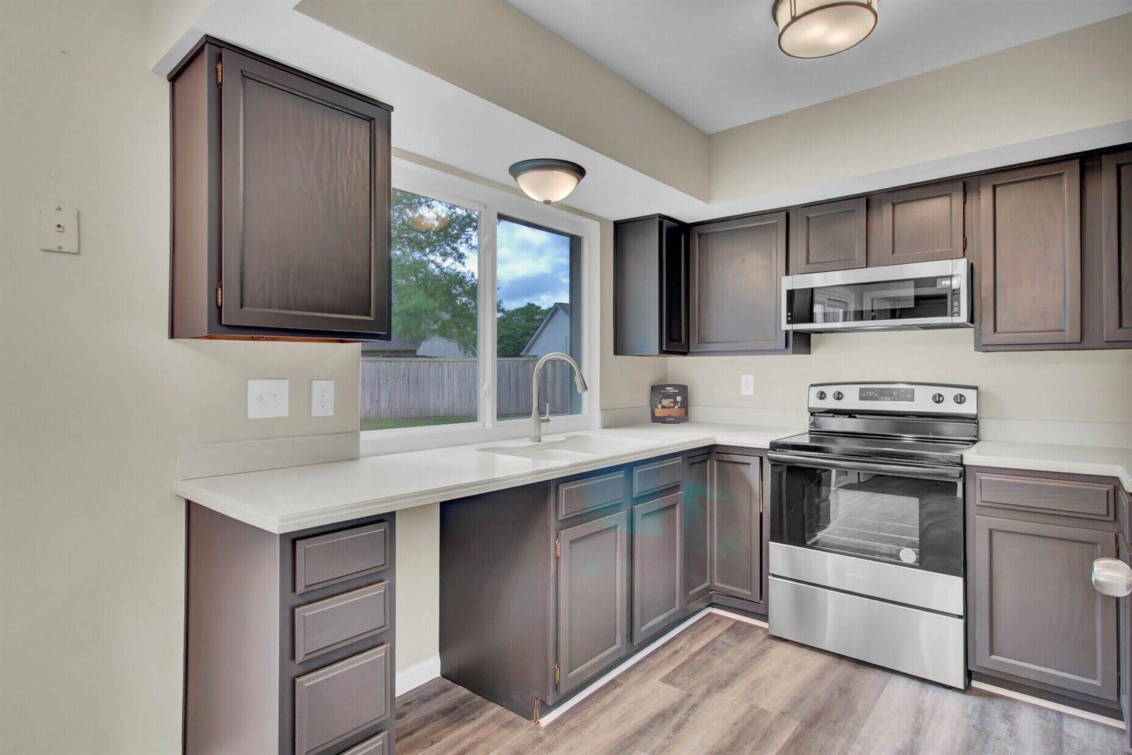 117 Crooked Creek Court, Summerville, SC 29486