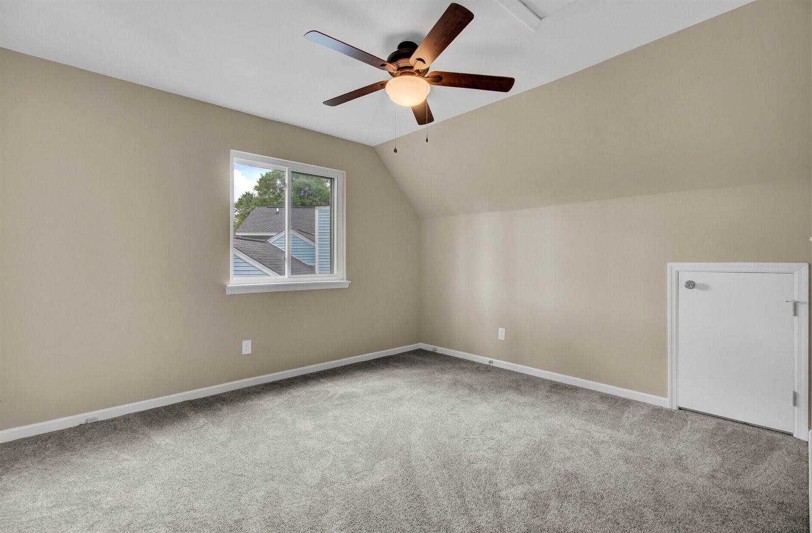 117 Crooked Creek Court, Summerville, SC 29486