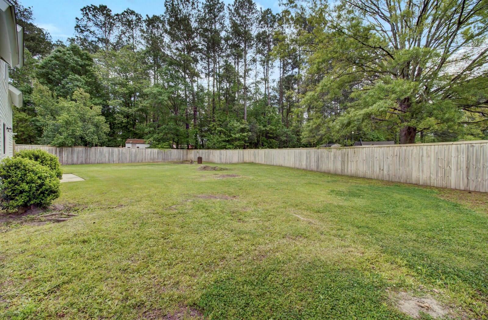 117 Crooked Creek Court, Summerville, SC 29486