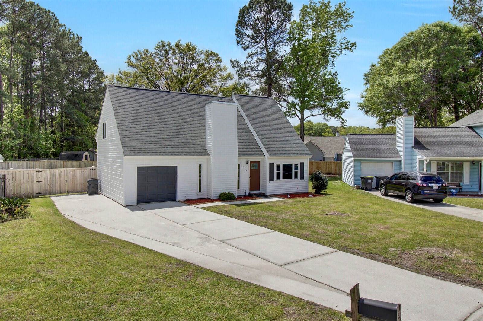 117 Crooked Creek Court, Summerville, SC 29486