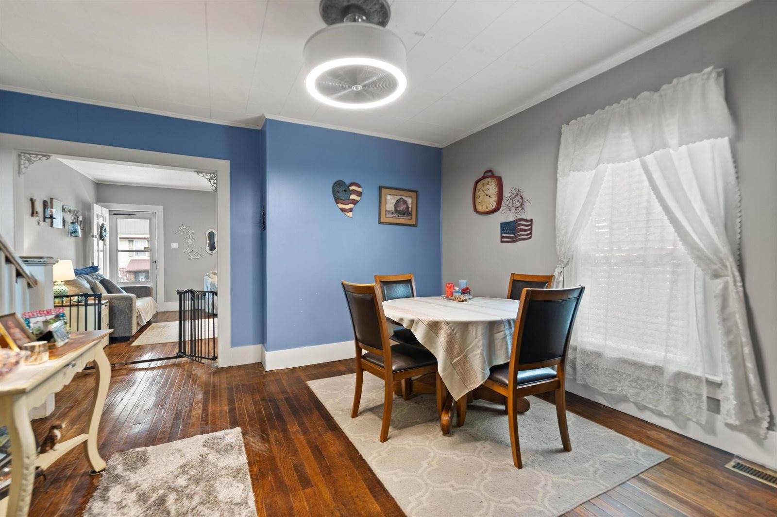 204 Hawkins Avenue, Somerset, KY 42501