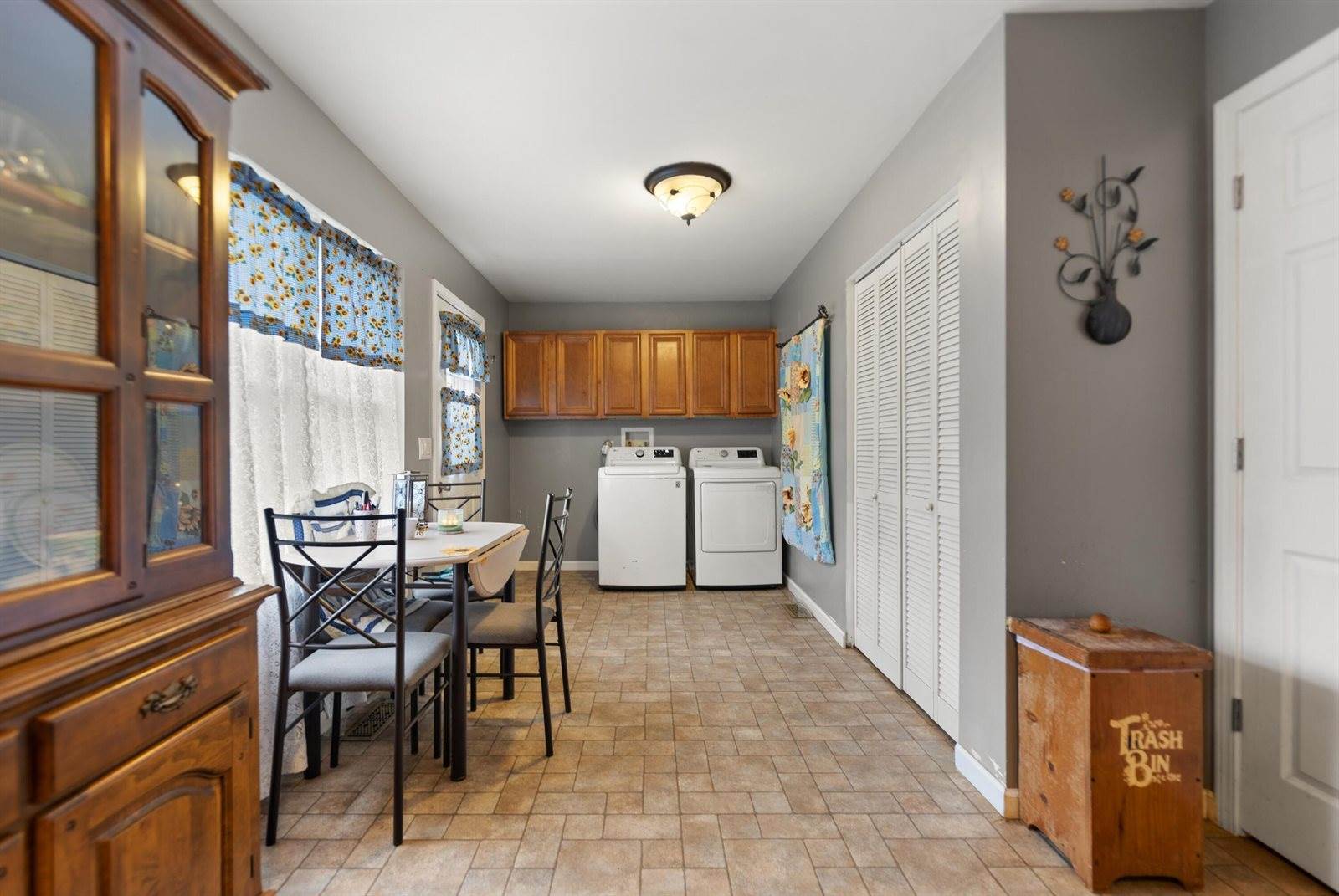 204 Hawkins Avenue, Somerset, KY 42501