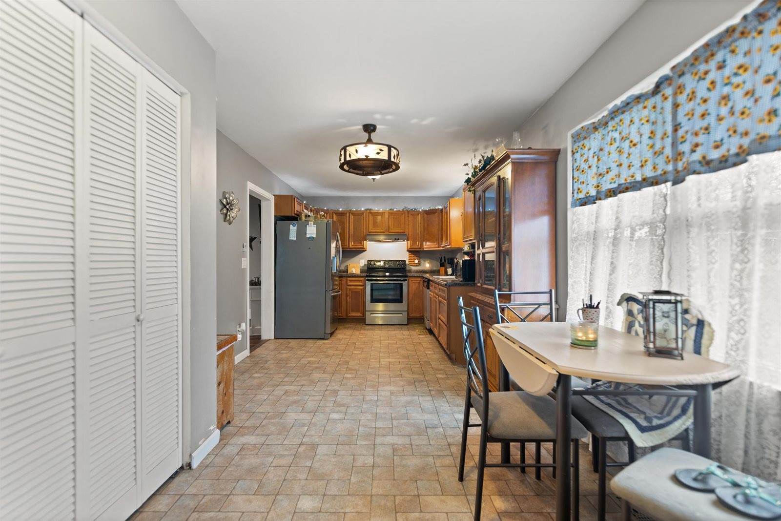 204 Hawkins Avenue, Somerset, KY 42501