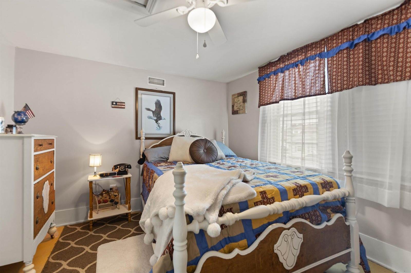 204 Hawkins Avenue, Somerset, KY 42501