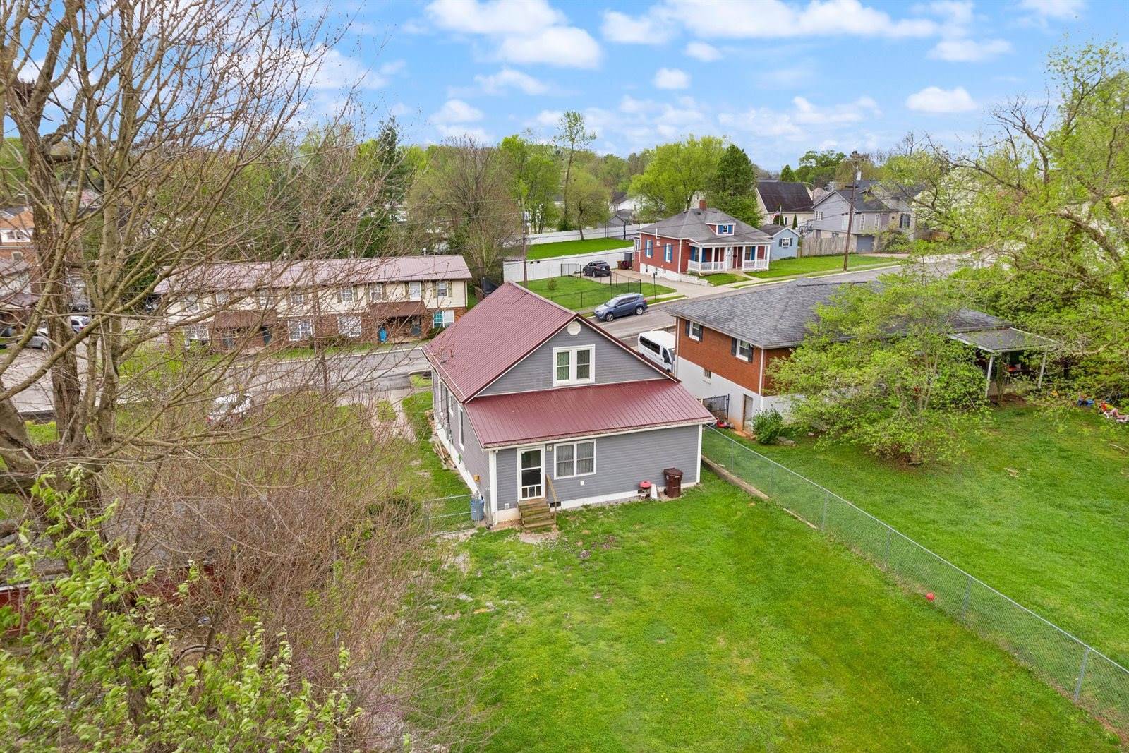 204 Hawkins Avenue, Somerset, KY 42501