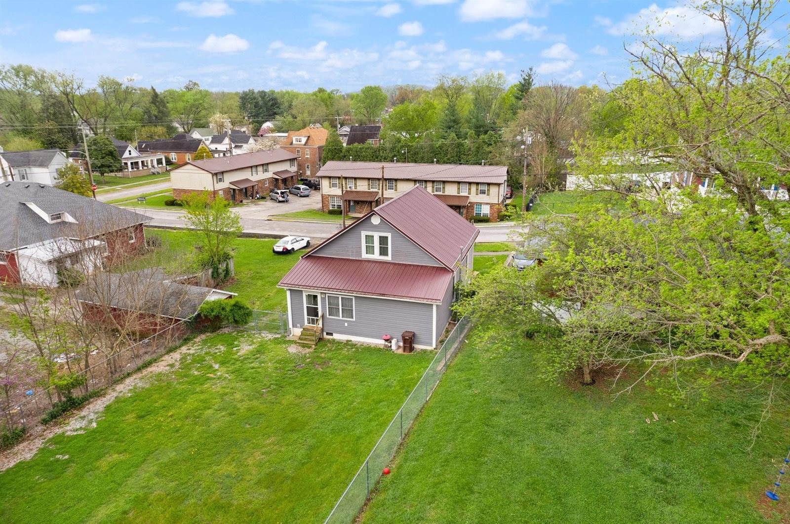 204 Hawkins Avenue, Somerset, KY 42501