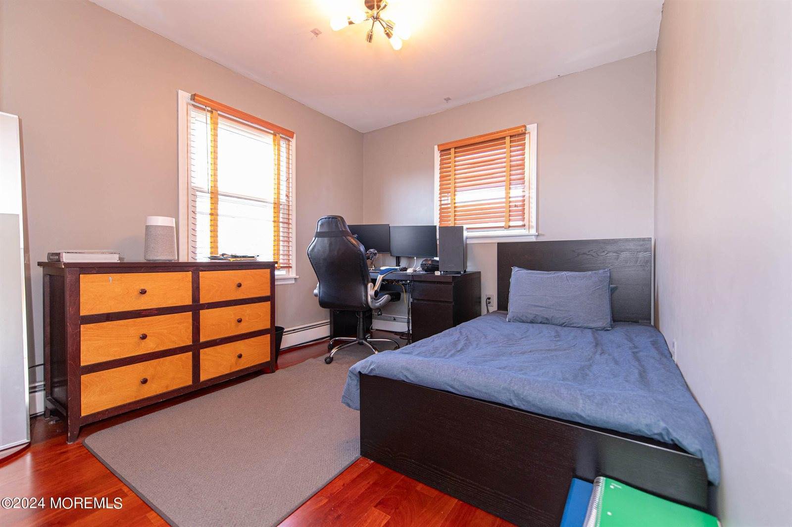 179 Sherry Street, Woodbridge, NJ 07095