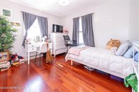 179 Sherry Street, Woodbridge, NJ 07095