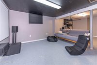 179 Sherry Street, Woodbridge, NJ 07095