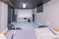 179 Sherry Street, Woodbridge, NJ 07095