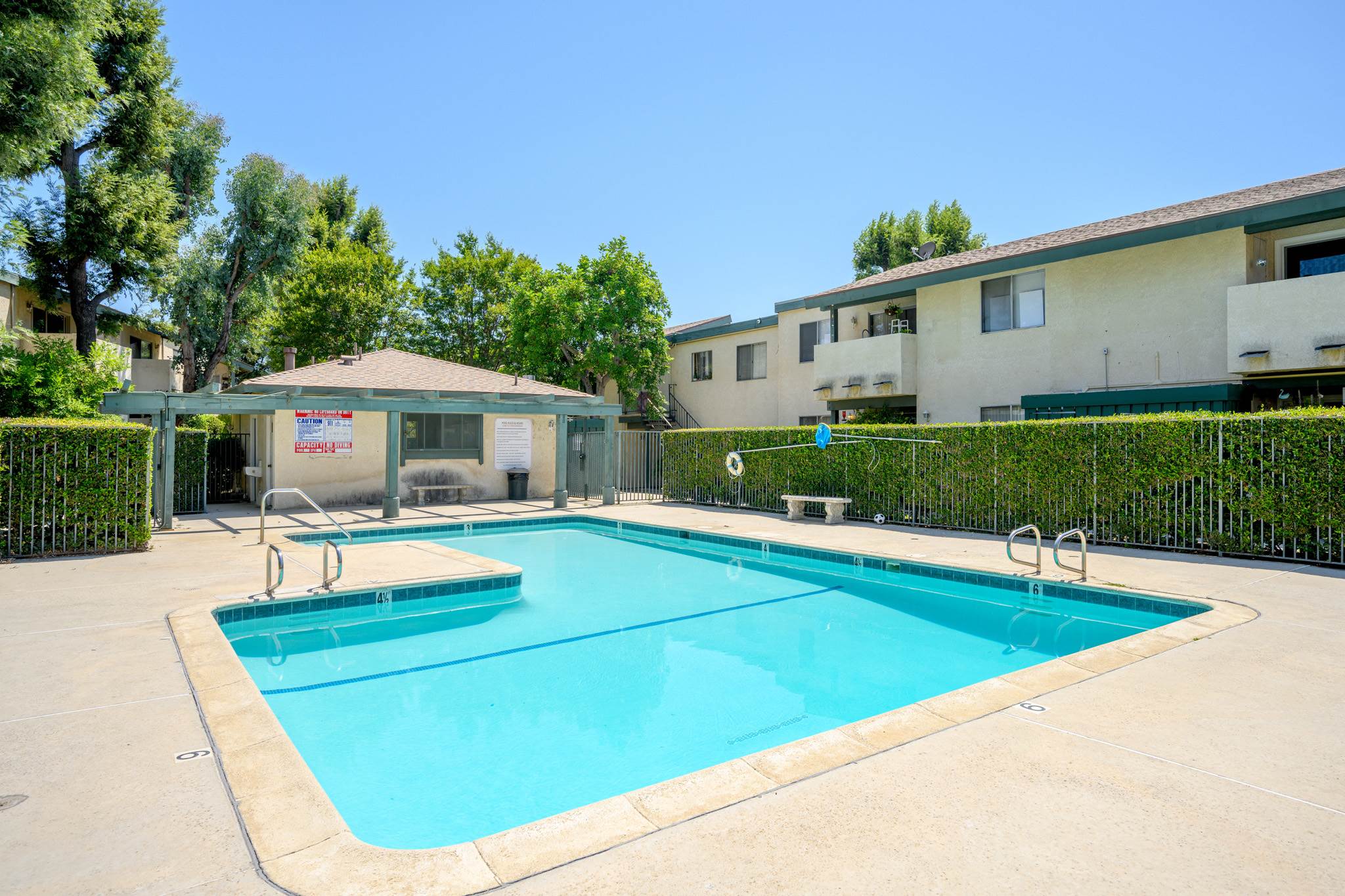 10636 Woodley Avenue, Granada Hills, CA 91344