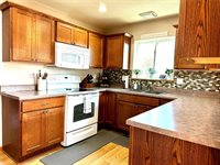 809 M Ave NW, Cedar Rapids, IA 52405