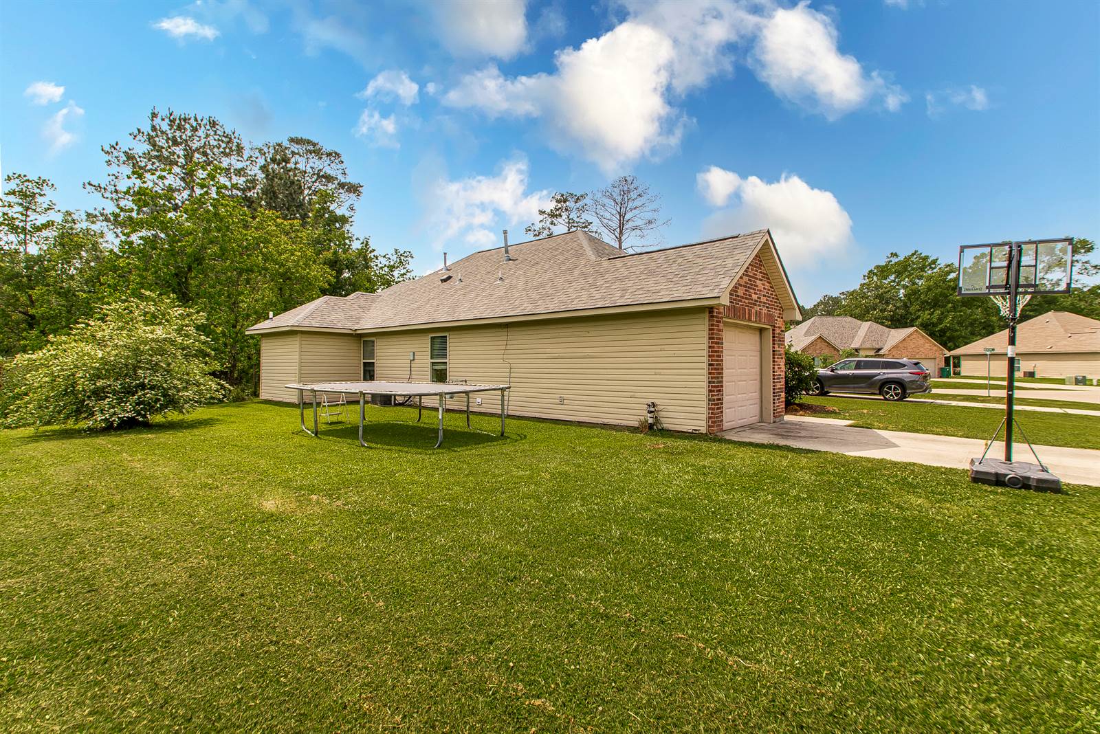 42207 Pimlott St., Ponchatoula, LA 70454