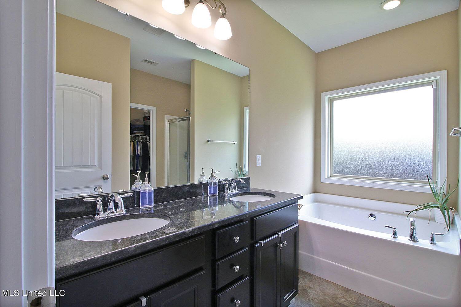 3880 River Trace Drive, D'Iberville, MS 39540