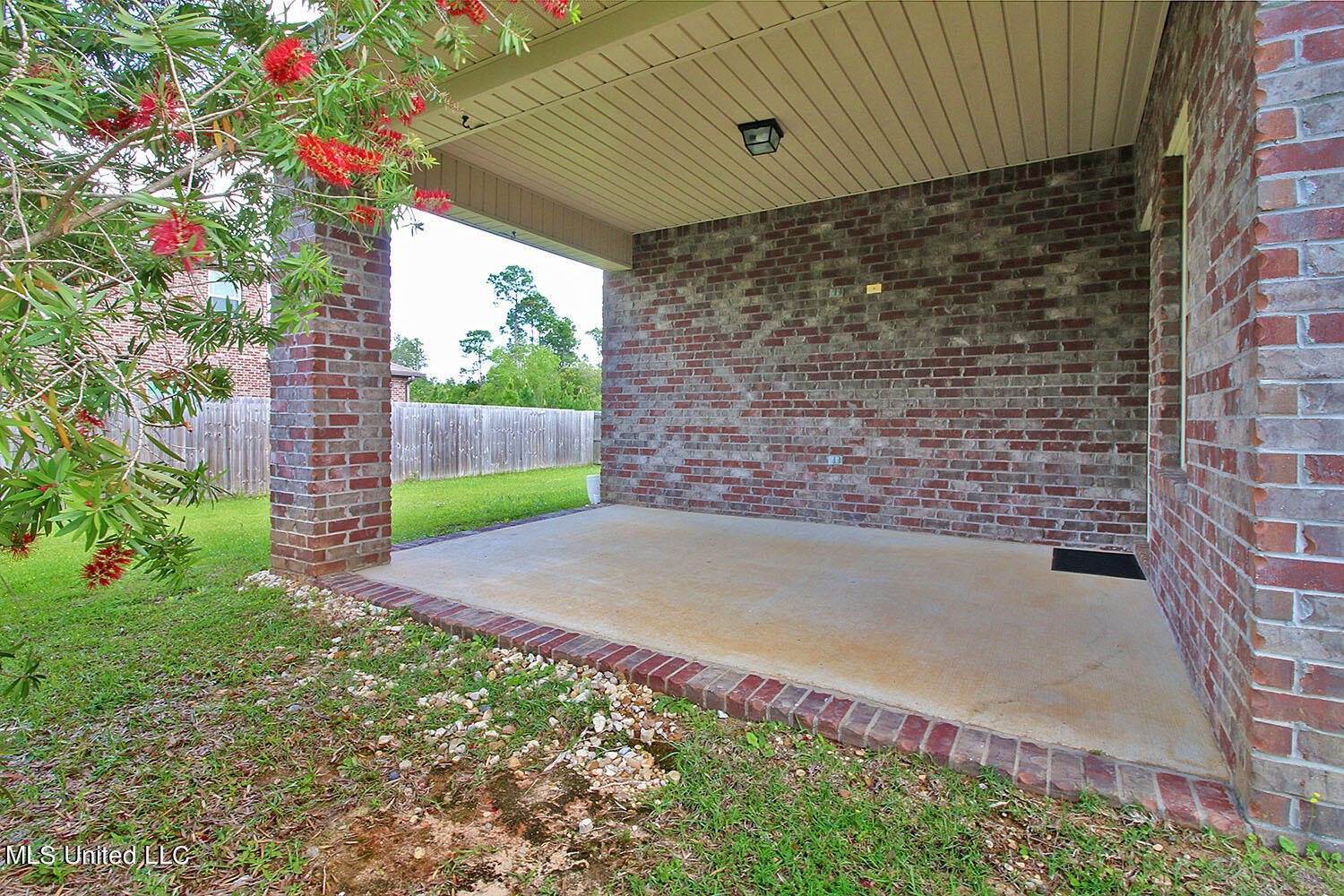 3880 River Trace Drive, D'Iberville, MS 39540