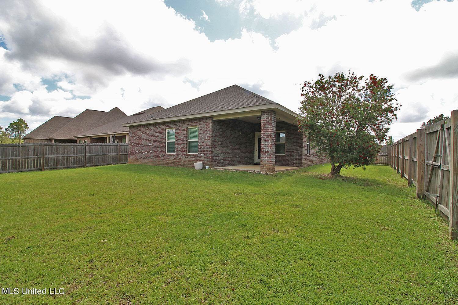 3880 River Trace Drive, D'Iberville, MS 39540