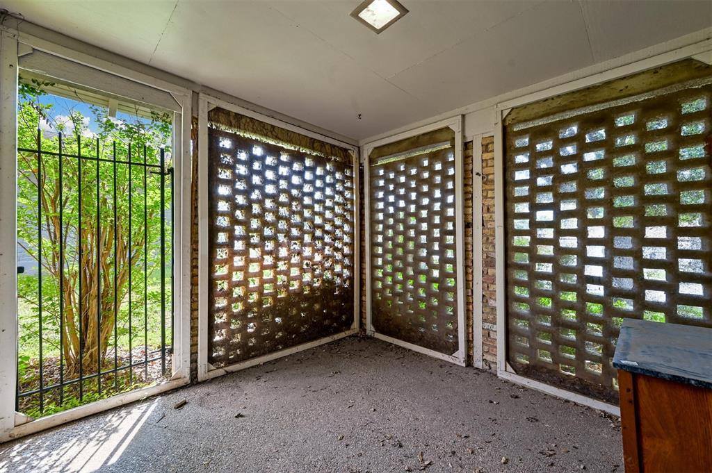 3608 Wharton Drive, Fort Worth, TX 76133