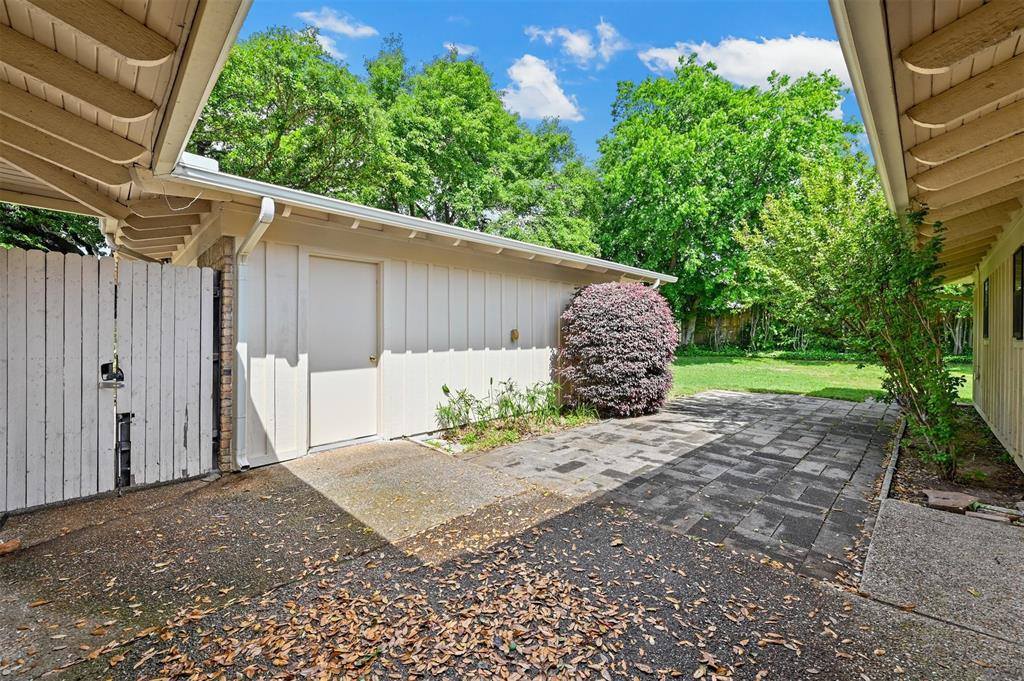 3608 Wharton Drive, Fort Worth, TX 76133