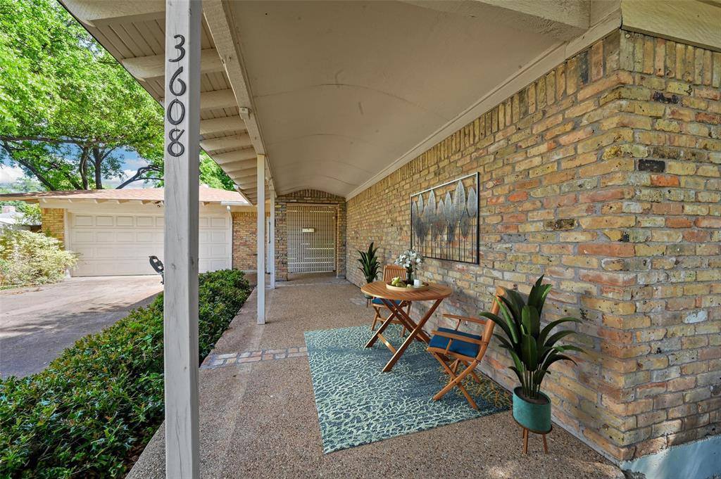 3608 Wharton Drive, Fort Worth, TX 76133