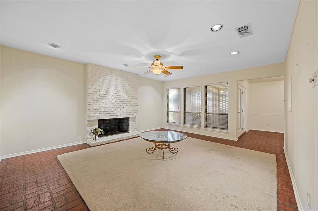 3608 Wharton Drive, Fort Worth, TX 76133