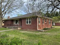 605 E North St, Towanda, KS 67144