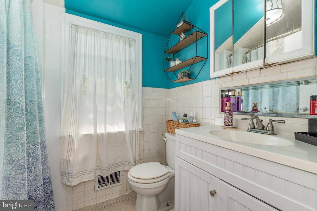 3937 Walnut Street, Harrisburg, PA 17109