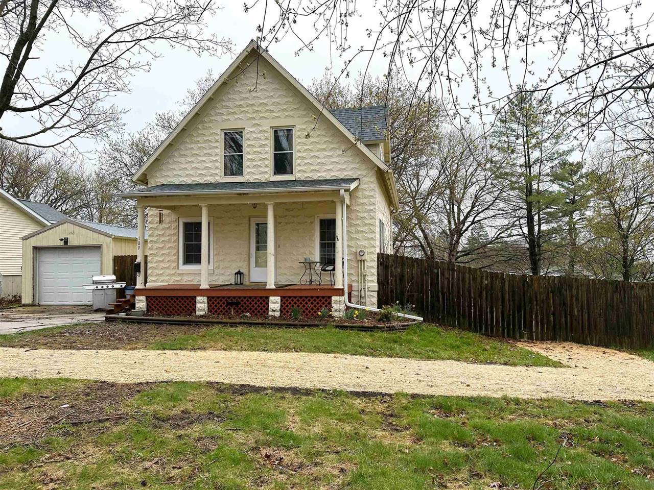 109 Vernon St, Westby, WI 54667