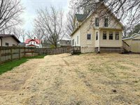 109 Vernon St, Westby, WI 54667