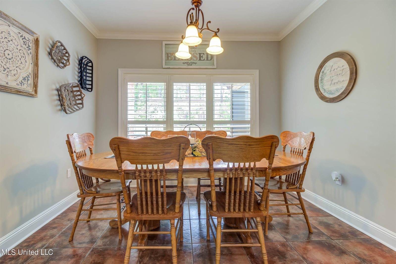 24 Pine Meadow Loop, Hattiesburg, MS 39402