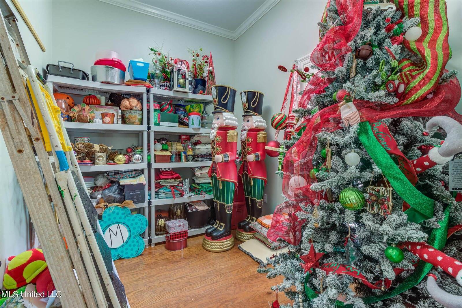 24 Pine Meadow Loop, Hattiesburg, MS 39402