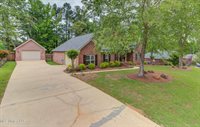 24 Pine Meadow Loop, Hattiesburg, MS 39402