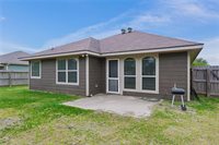 111 Willow Drive, Navasota, TX 77868