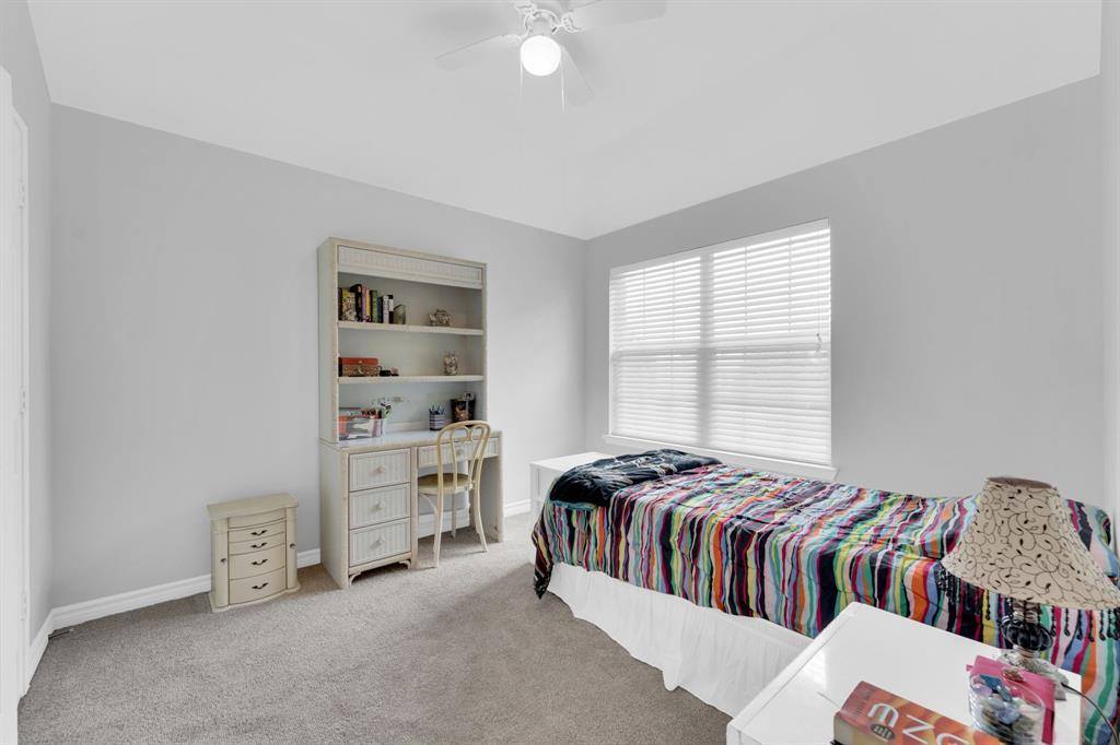 9208 Water Oak Drive, Arlington, TX 76002